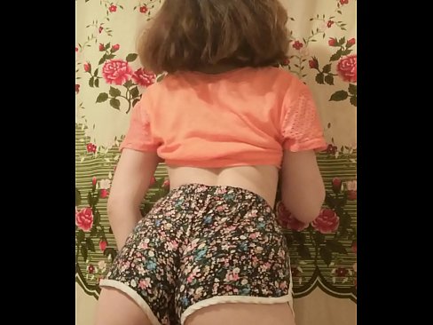 ❤️ סעקסי יונג באַבע סטריפּינג אַוועק איר קורצע הייזלעך אויף אַפּאַראַט ❤️ סופּער פּאָרן ביי yi.porngifer.ru ❌️❤