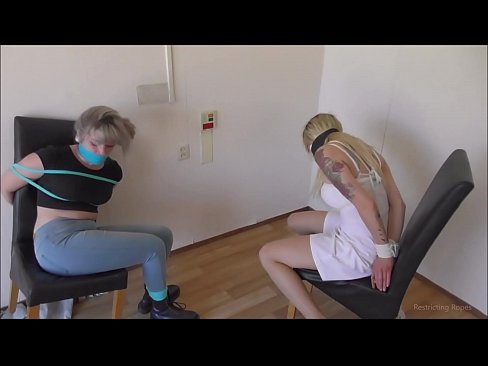 ❤️ צוגעבונדן / צוגעבונדן און געגאסען / מיידל אין נויט ❤️ סופּער פּאָרן ביי yi.porngifer.ru ❌️❤